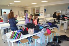 Galerie photo Préparation des vêtements par les éco-délégués 